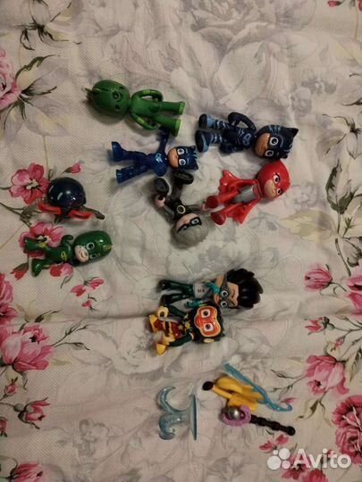 Штаб герои в масках