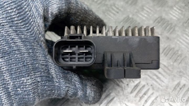 Блок управления вентилятором охлаждения Ssangyong Rodius