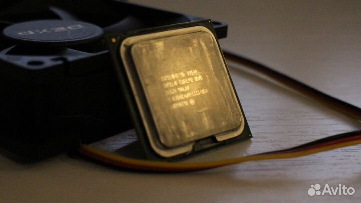 Intel Core 2 Quad Q9500 Yorkfield LGA775, 4 x 2833