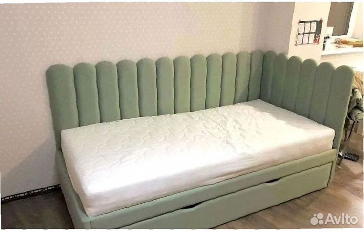 Кровать детская мягкая