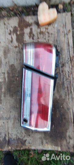 Фонари задние правые Toyota crown 170