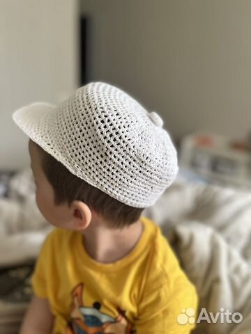 Вязанные кепки беретки детские