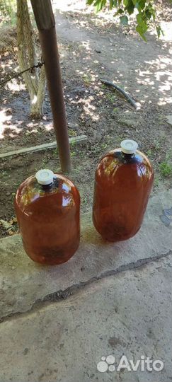 Две Бутыли пластик 30л