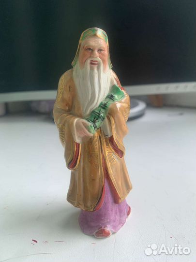 Статуэтка фарфор Китайский мудрец