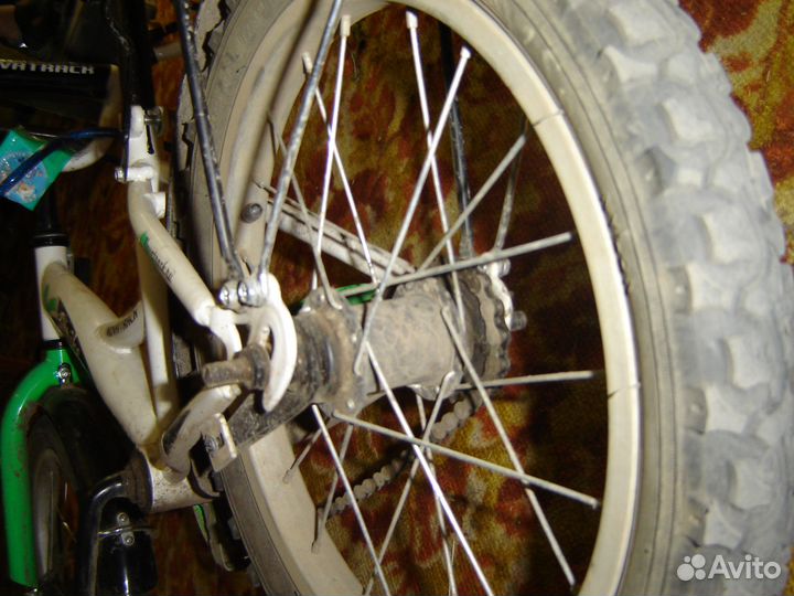 Детский велосипед 16