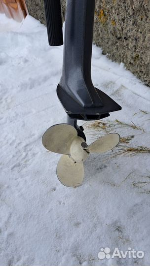 Лодочный мотор Ямаха2