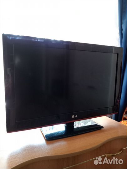 Телевизор 32 дюйма
