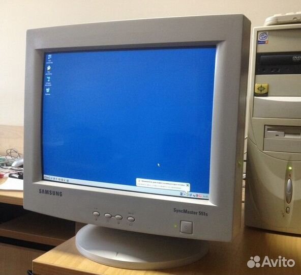 Монитор Samsung SyncMaster 551s
