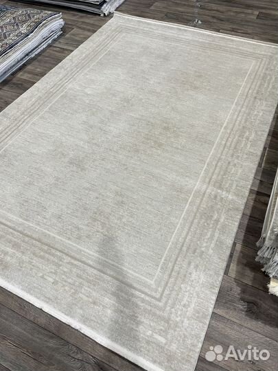 Ковер турецкий новый 2-3