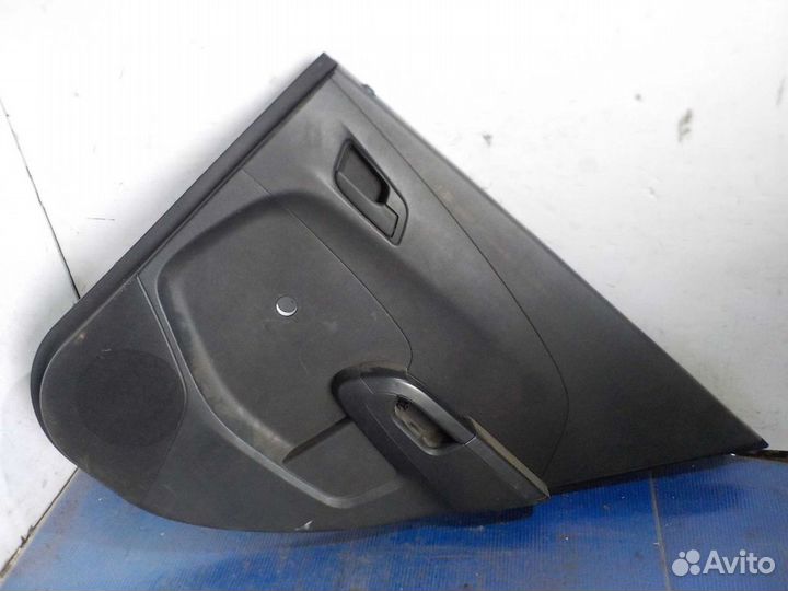 Обшивка задних дверей Chevrolet Aveo T300