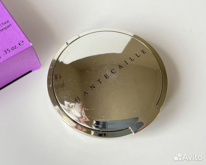 Hourglass, Chantecaille