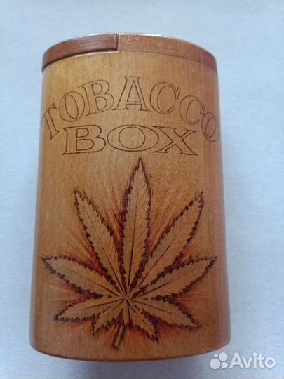 Табачница (кейс для табака)