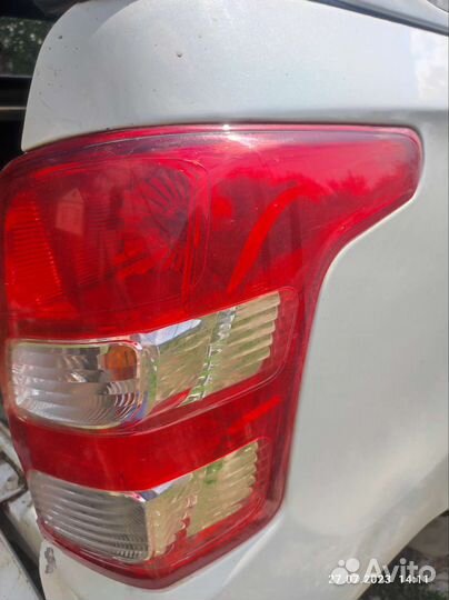 Фара задняя Mitsubishi L200