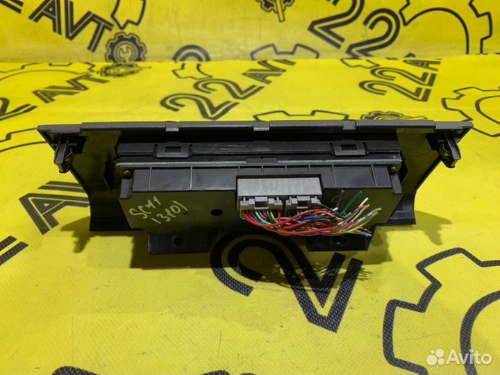 Блок управления климат-контролем Nissan Tiida