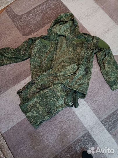 Костюм демисезонный