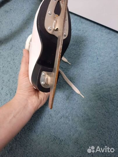 Коньки фигурные 30 размер