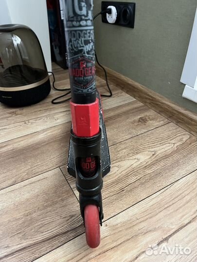 Трюковой самокат MGP