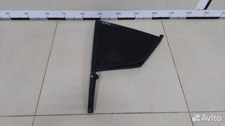 Стекло двери задней левой форточка Skoda Octavia A