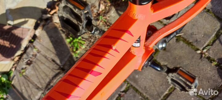 Продам велосипед scott voltage jr 16