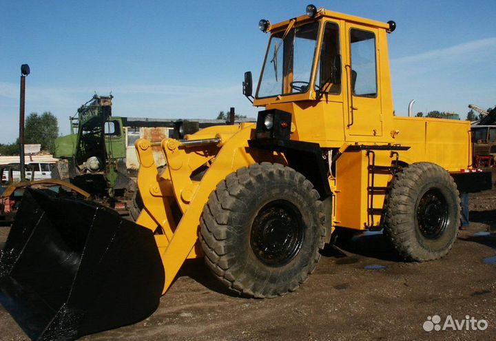 Экскаватор погрузчик