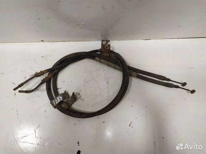 Трос стояночного тормоза Шевроле Каптива ориг