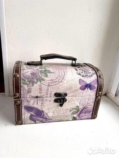 Шкатулка сундучок