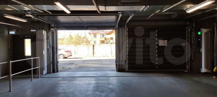 Машиноместо, 14 м²