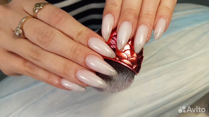 Маникюр и наращивание ногтей