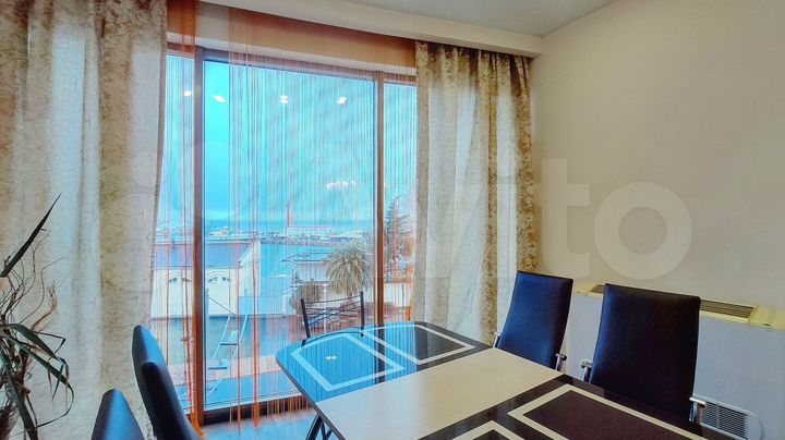 2-к. квартира, 70 м², 4/12 эт.