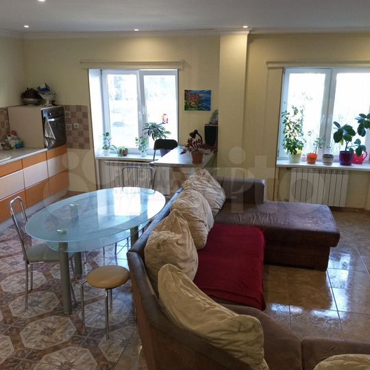 Дом 156,3 м² на участке 7 сот.