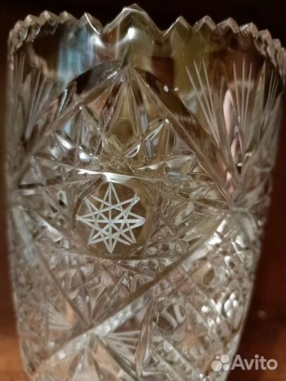 Хрустальная вазас подносом