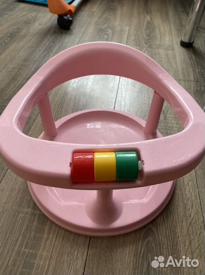 Стульчик для купания в ванной