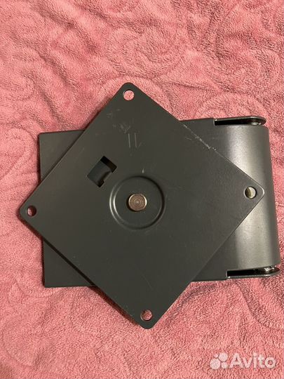 Кронштейн для крепления телевизора