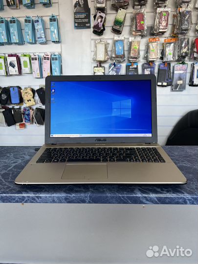 Ноутбук asus D541s