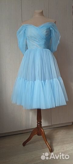 Платье на выпускной бал