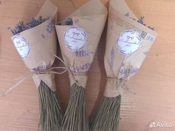 Букетики сухо цвета лаванды к празднику