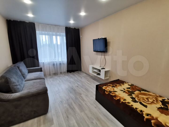 1-к. квартира, 40 м², 4/9 эт.