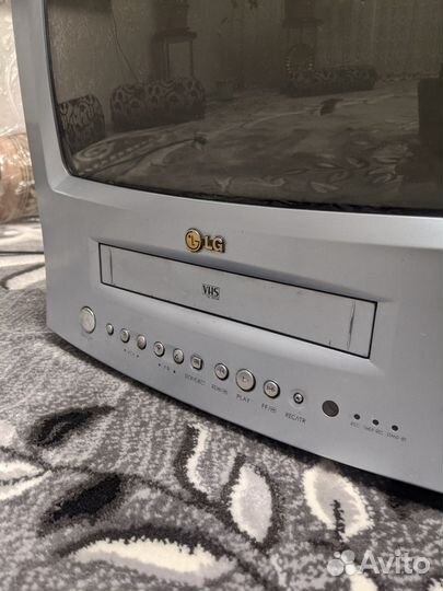 Телевизор LG видеодвойка VHS