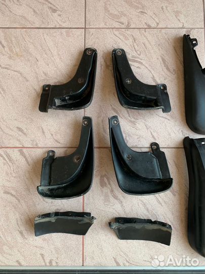 Брызговики на Hyundai Elantra и Ford Mondeo 4