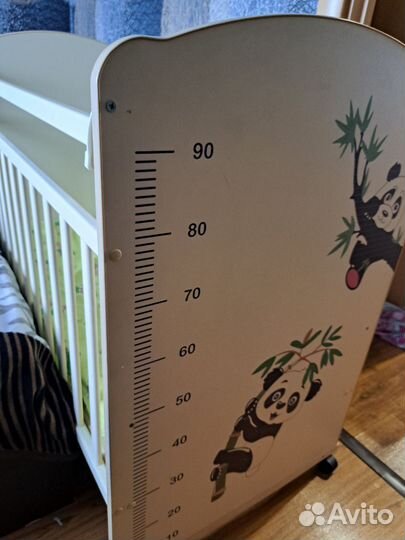 Детская кроватка