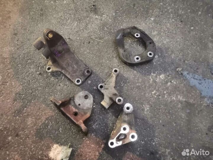 Кронштейн двигателя 1mz-fe 2mz-fe 3vz-fe