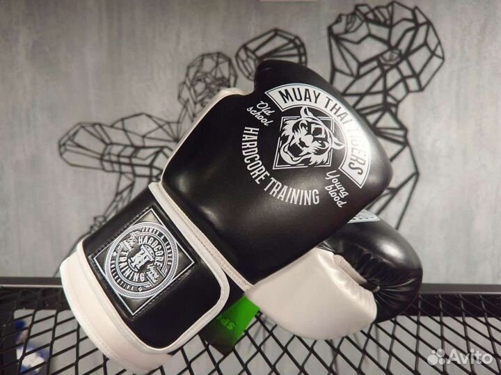 Перчатки боксёрские Hardcore Training 8 oz