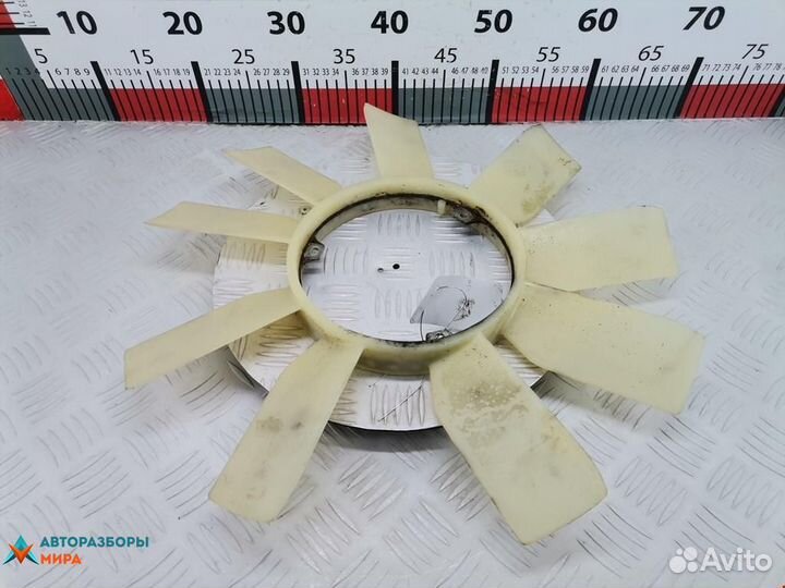 Крыльчатка вентилятора (лопасти) Mercedes-Benz
