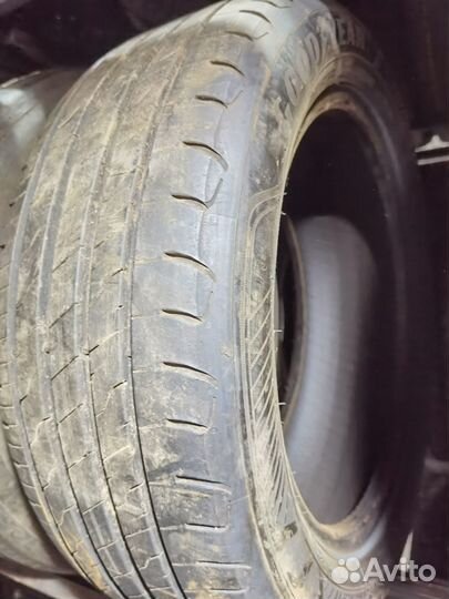 Goodyear EfficientGrip Performance 2 215/55 R17 94W