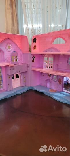 Кукольный домик с мебелью и звуковым сигналом