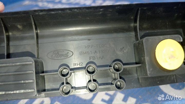 Накладка на порог Ford Focus 3 седан iqdb 2012