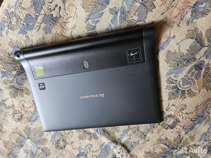 Lenovo yoga Tablet 2-1051L