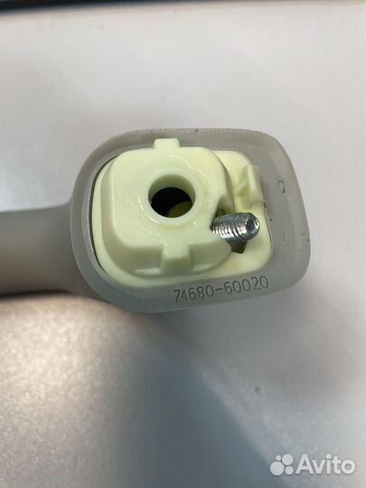 Ручка внутренняя потолочная land cruiser prado 150