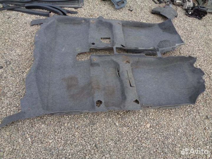 Ковер пола Toyota Vitz KSP130 1KR-FE 2011/5