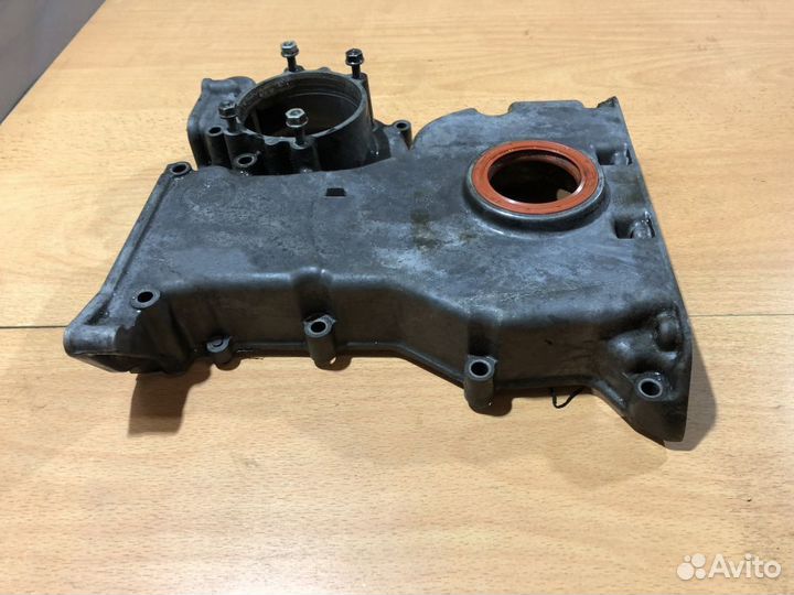 Крышка двигателя передняя M54B22 BMW